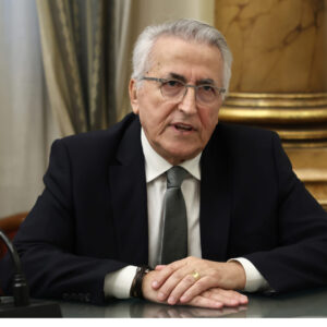 «Δεν έχω να κρύψω τίποτα»: Οι πρώτες δηλώσεις του προέδρου της ΓΣΕΕ μετά τη δέσμευση των λογαριασμών του