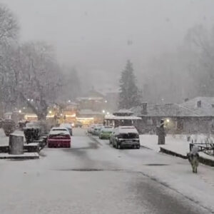 Περιπέτεια στο Μέτσοβο για Σαουδάραβα τουρίστα: Εγκλωβίστηκε στα χιόνια κοντά στην λίμνη Πηγών Αώου