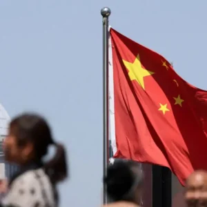 Μετά τις ΗΠΑ και η Κίνα καλεί τους πολίτες της να εγκαταλείψουν άμεσα το Ιράν