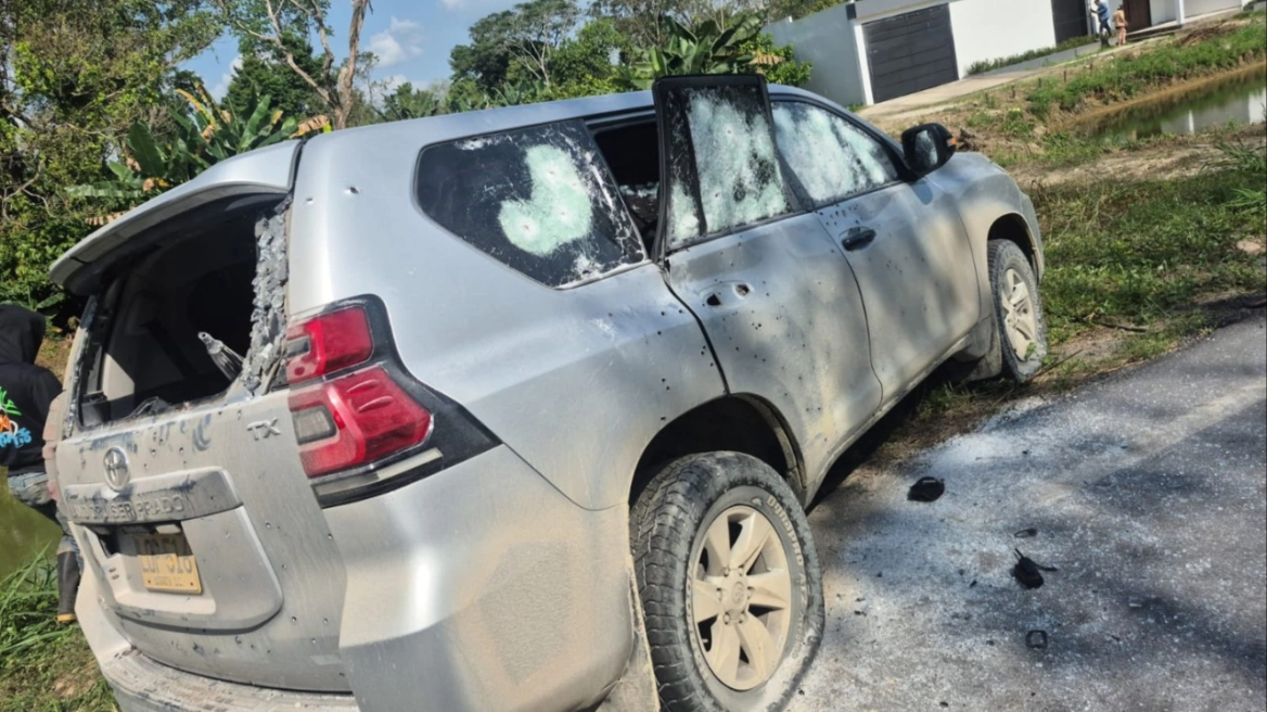 Κολομβία: Ένοπλοι άνοιξαν πυρ κατά οχηματοπομπής γερουσιαστή – Δύο νεκροί σωματοφύλακες (βίντεο)