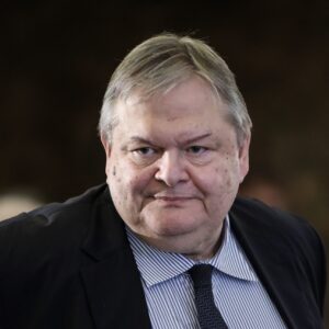 Σαν σήμερα το 2011 ο Ε.Βενιζέλος μας επέβαλε ισοβίως τον ΕΝΦΙΑ – Να μην το ξεχνάμε αυτό