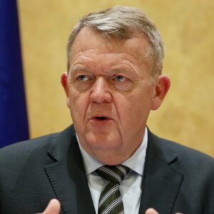 ΥΠΕΞ Δανίας Λαρς Λόκε Ράσμουσεν: «Η κατάσταση με τις ΗΠΑ βελτιώνεται όμως η κρίση δεν έχει τελειώσει»