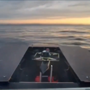 Ρωσικό μη επανδρωμένο σκάφος «Skorlupa» επιχειρεί στη Μαύρη Θάλασσα (βίντεο)