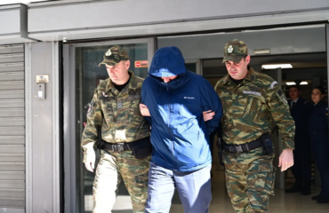 Ο Σμήναρχος είχε συναντηθεί στην Αθήνα με τον Κινέζο σύνδεσμό του: «Ζαλίζουν» τα ποσά που έπαιρνε