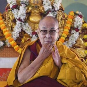 Ο Δαλάι Λάμα αναφέρεται στα αρχεία του Επστάιν 169 φορές!