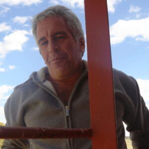 Τ.Επστάιν: Προσπαθούσε απεγνωσμένα να συναντήσει τον Β.Πούτιν – Τι αποκαλύπτουν τα νέα έγγραφα που ήρθαν στο «φως»