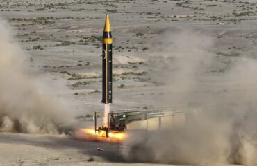 Πύραυλος Khorramshahr: Με ταχύτητα 16 mach και πολεμική κεφαλή 1.500 χλγρ. απειλεί το Ισραήλ