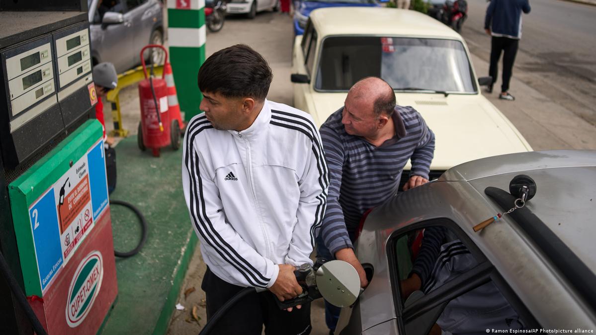 Κούβα: Με δελτίο τα καύσιμα  – Πρόβλημα και για τις αεροπορικές συγκοινωνίες