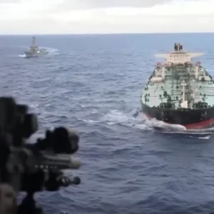 Οι ΗΠΑ κατέσχεσαν ακόμα ένα δεξαμενόπλοιο ρωσικών συμφερόντων στον Ινδικό Ωκεανό (βίντεο)