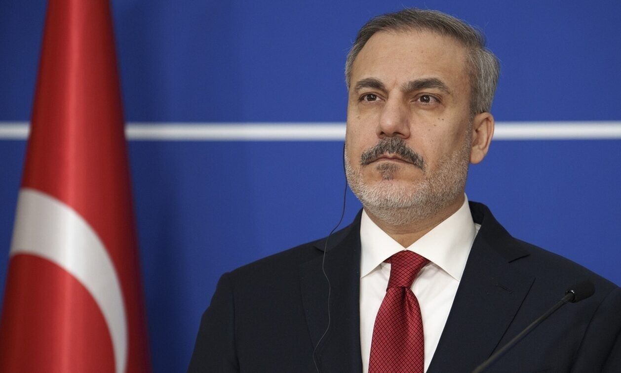 Βίντεο: H αντίδραση του Χ.Φιντάν σε ερώτηση δημοσιογράφου για το εάν η Τουρκία πρέπει να έχει πυρηνικά όπλα