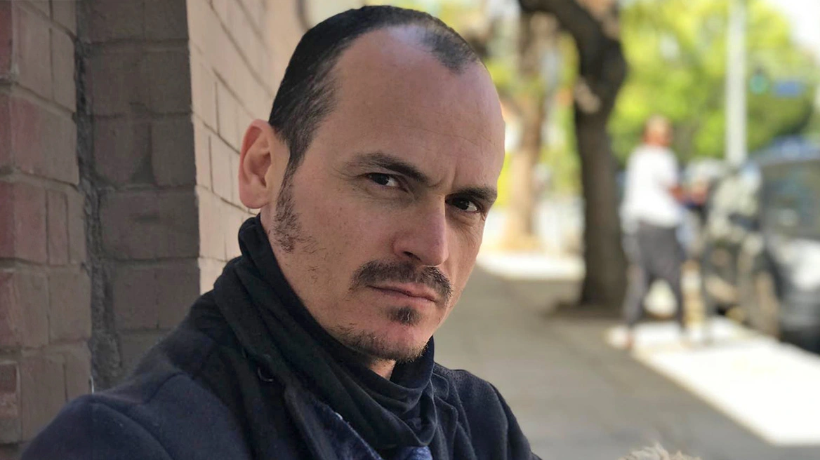 Λάμπρος Φιλίππου: Ένοχος για βιασμό και δύο απόπειρες ο ηθοποιός και σκηνοθέτης