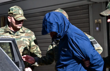 Υπόθεση κατασκοπείας: Πώς το δεύτερο κινητό «έκαψε» τον σμήναρχο – Αύριο η απολογία του