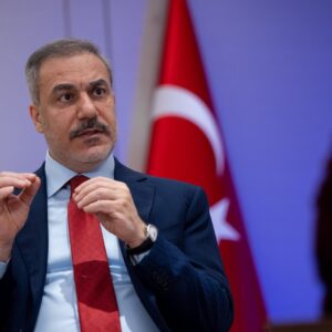 Χ.Φιντάν: «Μητσοτάκης και Γεραπετρίτης θέλουν λύση για το Αιγαίο αλλά  εμπόδιο είναι ο Δένδιας»