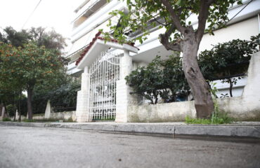 Σοκάρουν οι μαρτυρίες για το δυστύχημα στην Ελευσίνα: «Μαμά μου άντεξε – Άνοιξε τα μάτια σου»