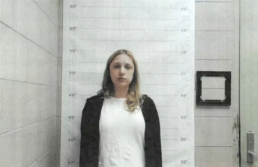 ΗΠΑ: Συνελήφθη 29χρονη καθηγήτρια σε λύκειο Θηλέων στη Λουϊζιάνα που έκανε σεξ με μαθήτριά της (φώτο)