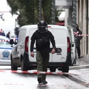 Τηλεφώνημα για ύπαρξη βόμβας στο Κάραβελ σε εκδήλωση της πρεσβείας του Ιράν