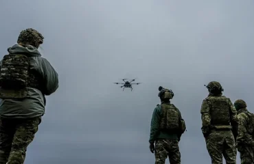 Βίντεο: Aιχμάλωτος Oυκρανός στρατιώτης προσφέρθηκε να βοηθήσει τις ρωσικές δυνάμεις να καθαρίσουν οχυρό των AFU