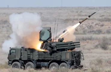 Bίντεο: Ρωσικό σύστημα αεράμυνας Pantsir-S εντοπίζει ουκρανικό drone και το καταρρίπτει με στοχευμένη βολή