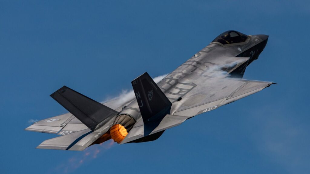 Τραμπ για Ιράν: «Θα έρθει αντιμέτωπο με πολύ τραυματικές συνέπειες εάν δεν υπάρξει συμφωνία»