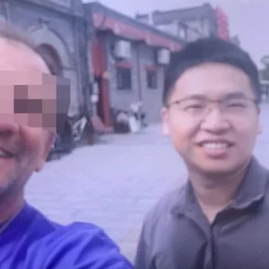 Αυτός είναι ο «Στίβεν» ο αξιωματικός του κινεζικού Στρατού που στρατολόγησε τον 54χρονο σμήναρχο