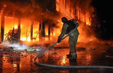 Βίντεο: «Κόλαση» στην Οδησσό και στο Τσορνομόρσκ – Οι Ρώσοι διέλυσαν λιμάνια και ενεργειακές υποδομές