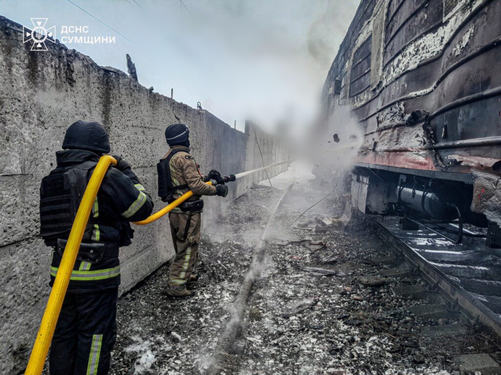 Οι ρωσικές δυνάμεις κτύπησαν με UAV ουκρανικές σιδηροδρομικές υποδομές στο Σούμι: Δείτε βίντεο