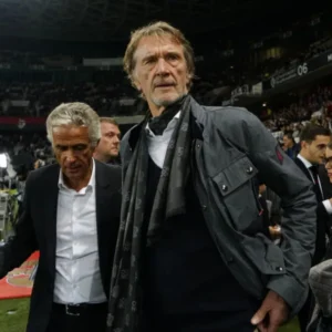 Συνιδιοκτήτης της Μάντσεστερ Γιουνάιτεντ: «Η Βρετανία αποικίζεται από μετανάστες»