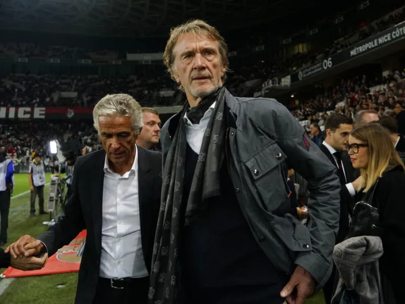 Συνιδιοκτήτης της Μάντσεστερ Γιουνάιτεντ: «Η Βρετανία αποικίζεται από μετανάστες»