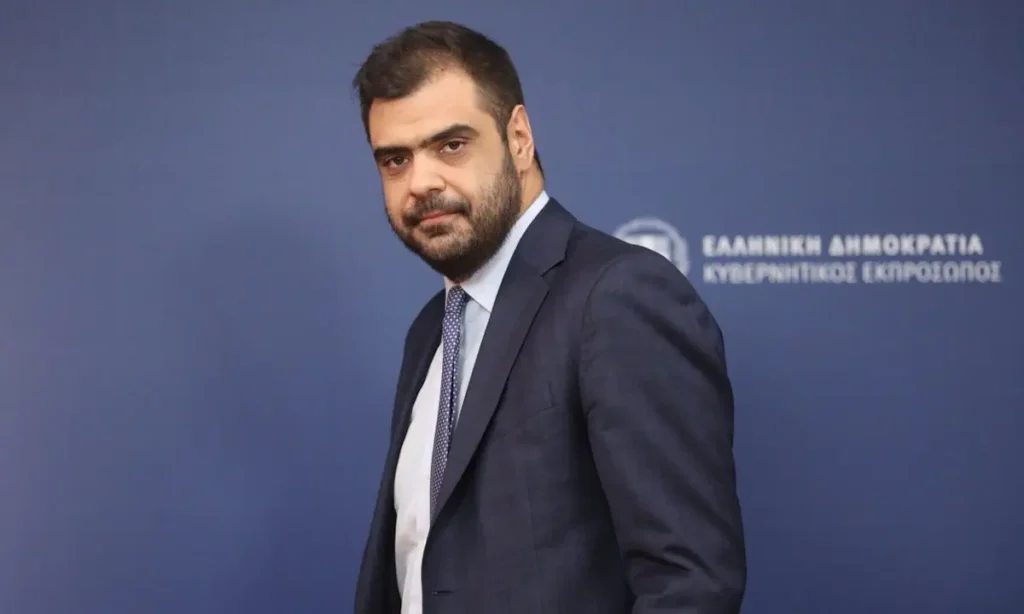 «Πυρά» Π.Μαρινάκη κατά Ζ.Κωνσταντοπούλου: «Αυτό που κάνει ξεπερνάει τη χυδαιότητα»