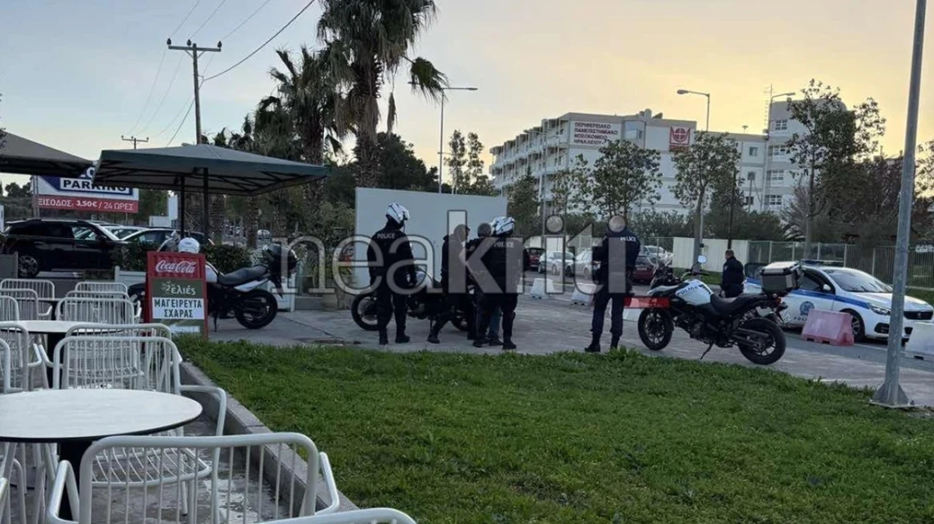 Ηράκλειο: Άνδρας υπό την επήρεια αλκοόλ απείλησε με μαχαίρι θαμώνες καφετέριας