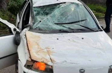 Αυτόπτης μάρτυρας για τροχαίο στη Λούτσα: «Ο οδηγός φώναζε “Τι σου έκανα φίλε μου;”»