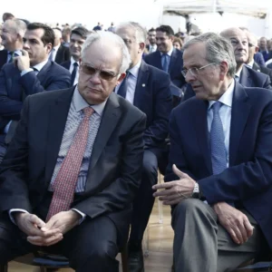 Τα «παιδιά του Αβέρωφ» θα συναντηθούν στο Προεδρικό Μέγαρο – Συνάντηση Κ.Τασούλα-Α.Σαμαρά