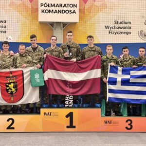 Καλή θέση της Σχολής Ευελπίδων σε διαγωνισμό ημιμαραθωνίου μάχης στον Πολωνία