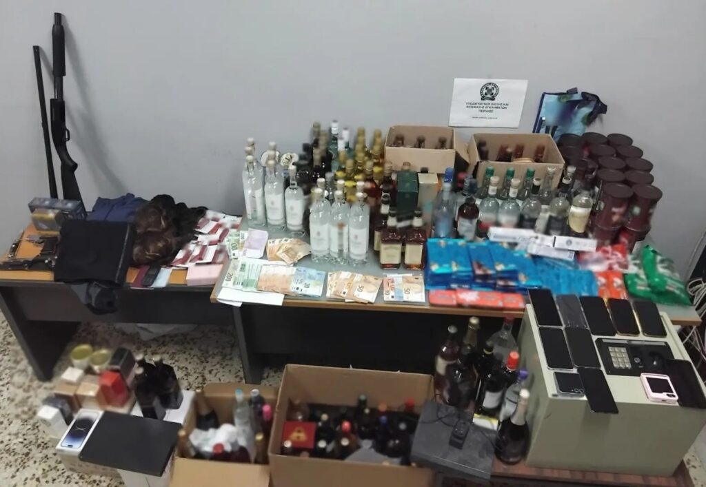 Αλλοδαποί έκλεβαν ποτά και τα πουλούσαν στην Αλβανία