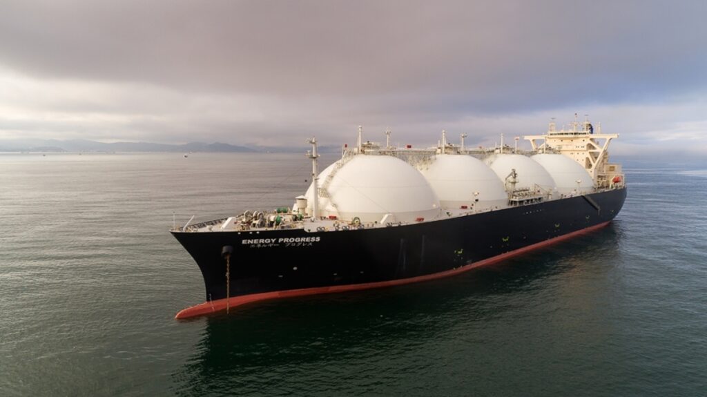 Δεξαμενόπλοιο που μετέφερε 170.000 τόνους LNG στη Γερμανία κόλλησε στον πάγο (βίντεο)
