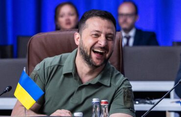 Ο Ζελένσκι ανακοίνωσε νέα πακέτα  βοήθειας από τους «πρόθυμους»