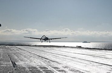 Η πρώτη αποστολή του τουρκικού Bayraktar TB3 από το TCG Anadolu: Κατέστρεψε θαλάσσιο στόχο στην Βαλτική