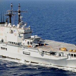 Έφτασε στην Ινδονησία το «μίνι» αεροπλανοφόρο που θα μπορούσε να αγοραστεί από το ΠΝ έναντι 450 εκατ. ευρώ!