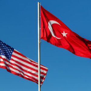 Η Τουρκία διαψεύδει τα σενάρια για κοινή ναυπήγηση πολεμικών πλοίων με τις ΗΠΑ