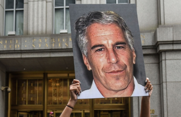 Τ.Επστάιν: Ο παιδόφιλος χρηματιστής χρηματοδοτούσε την Ουκρανία για «κατασκευή» τέλειων γενετικά παιδιών!