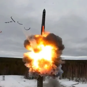 Ρώσος στρατιωτικός εμπειρογνώμονας για Oreshnik: «Είναι το απόλυτο όπλο για τα επόμενα τουλάχιστον 20 χρόνια»