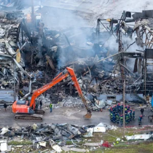 Στο «φως» νέα βίντεο ντοκουμέντα από την στιγμή της φονικής έκρηξης στο εργοστάσιο της Βιολάντα