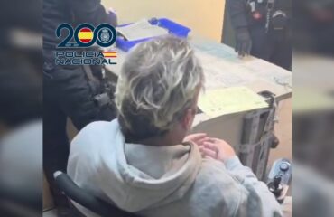 Συνελήφθη στην Ισπανία ο «άνδρας με τα χίλια ονόματα»: Είχε καταστρέψει τα δακτυλικά του αποτυπώματα (βίντεο)