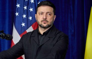 Β.Ζελένσκι: «Δεν θα μιλήσω για ιστορικές ανοησίες με τον Β.Πούτιν»