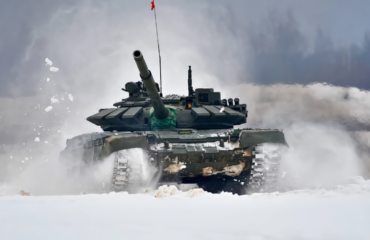 Βίντεο: Ρωσικά άρματα μάχης κτυπούν ουκρανικές συγκεντρώσεις πεζικού στο Χάρκοβο σε απόσταση 8 χλμ!