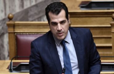 Πλεύρης: «Έχουμε τις μικρότερες δυνατές ροές στα νησιά που υπήρχαν – Στόχος μας η αντιμετώπιση της μετανάστευσης»