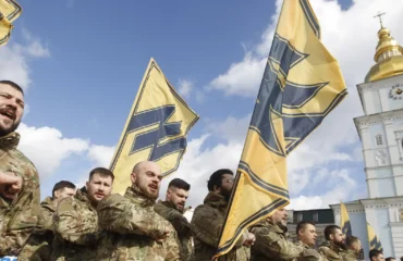 ρώην βουλευτής των Συντηρητικών της Βρετανίας εντάχθηκε στο Ταξιαρχία του Αζόφ!