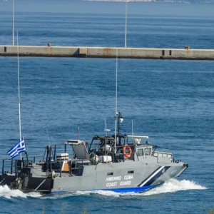 Τραγωδία στη θάλασσα: Πέντε παράνομοι μετανάστες ανασύρθηκαν νεκροί νότια των Καλών Λιμένων Κρήτης