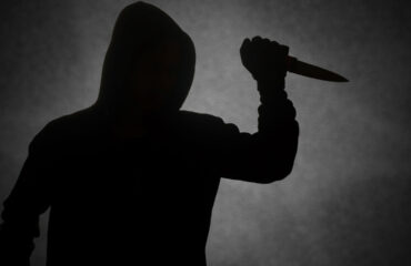 Μεσολόγγι: 74χρονος αποπειράθηκε να μαχαιρώσει τρεις φορές 28χρονο που του έκανε παρατήρηση για την οδήγησή του!