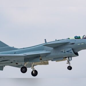 Η πακιστανική αεροπορία βομβάρδισε μαζικά στρατόπεδα ισλαμιστών στα σύνορα με το Αφγανιστάν (βίντεο)